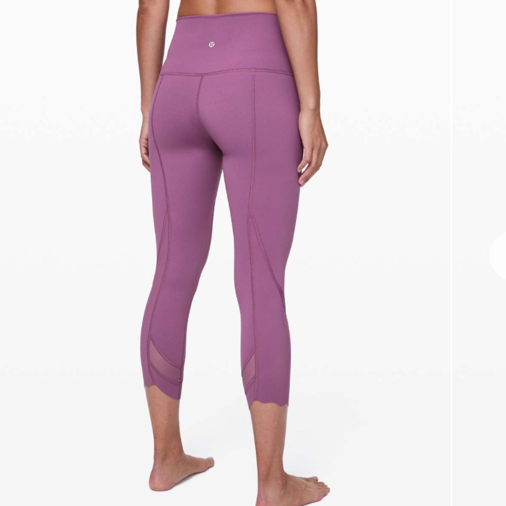 Lululemon | Wunder Under Crop II *Roll Down Scallop Full-On Luxtreme 24"